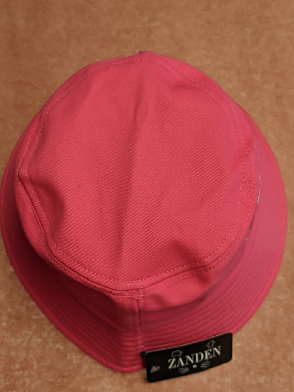 Zanden youth bucket